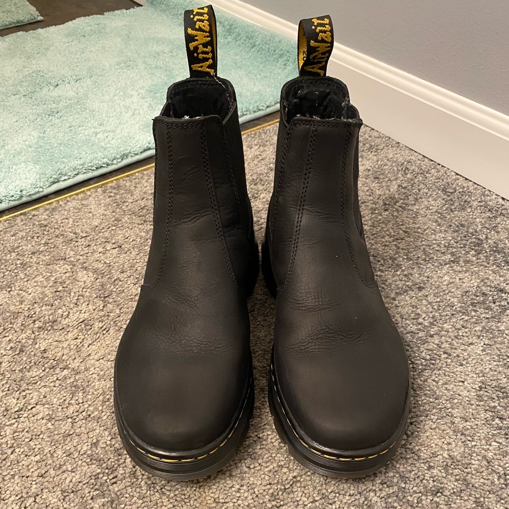 Dr Martens Embury Leather Chelsea Boots